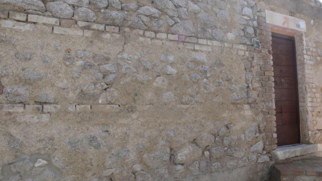 Depandance Elvira Basilico Apartment San Valentino in Abruzzo Citeriore Luaran gambar